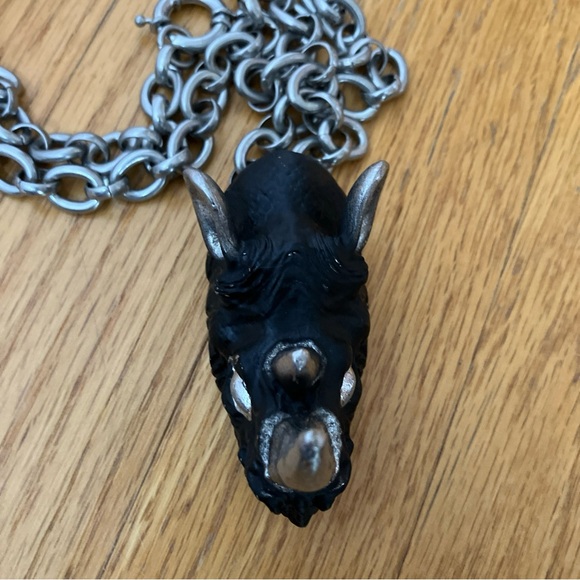Zara Limited Edition Long Metal Link Rhinoceros Necklace - Picture 9 of 10